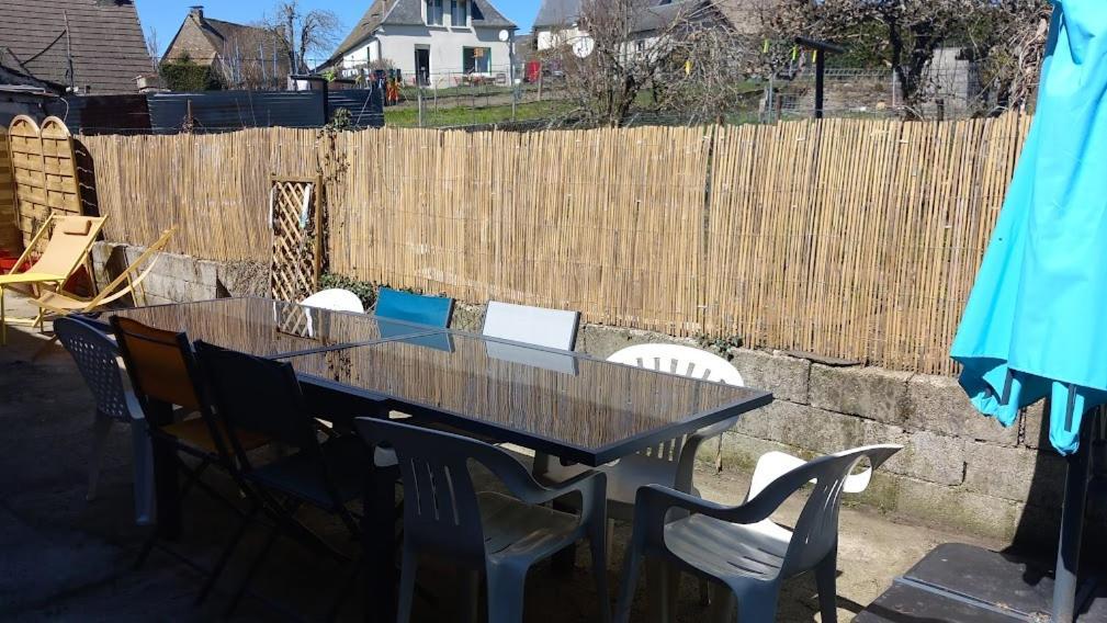 Cozy Dans Maison Privee Apartamento Tauves